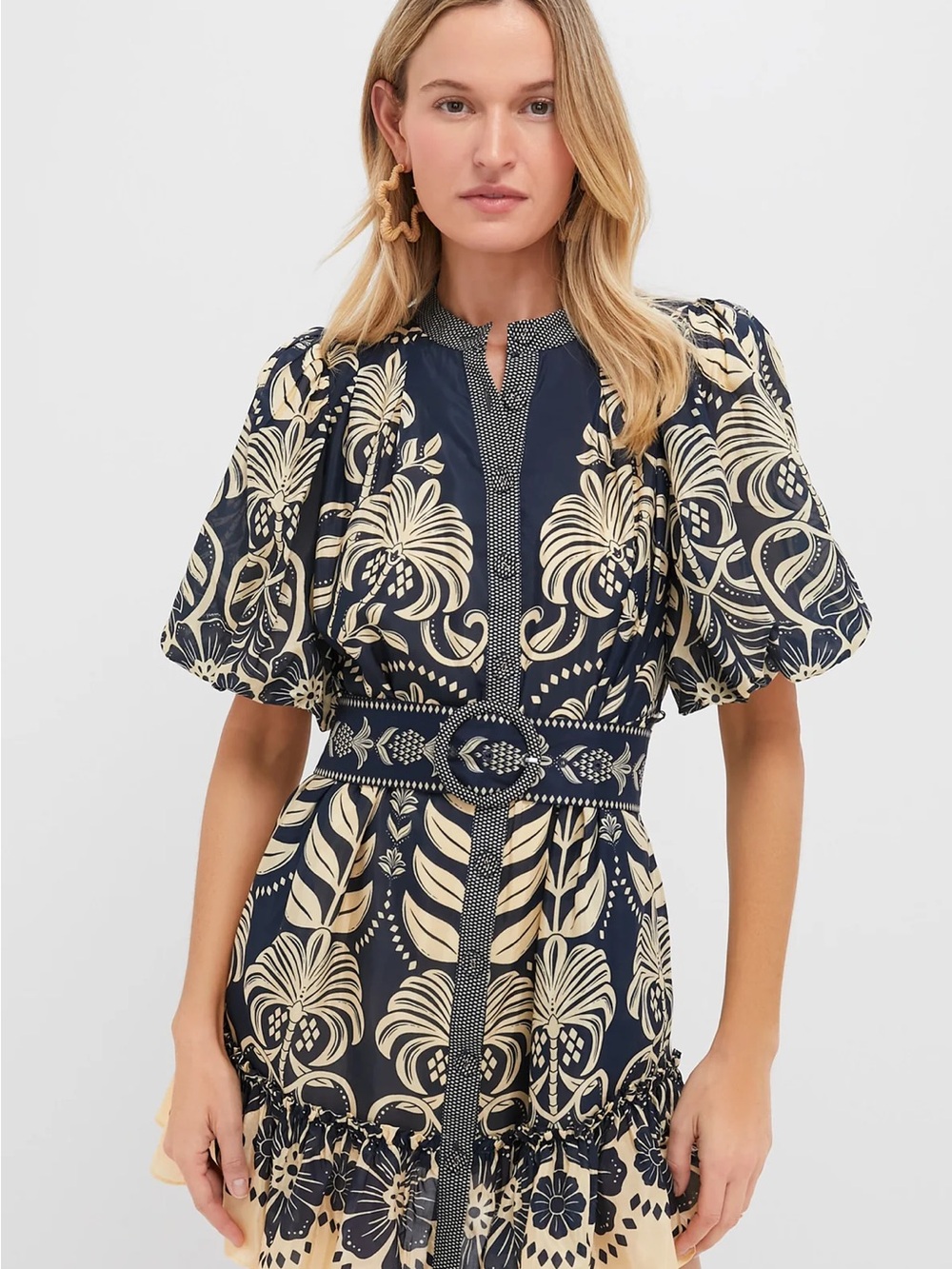 FARM Rio Black and Beige Floral Belted Puff-Sleeve Dress - Picture 2 of 4